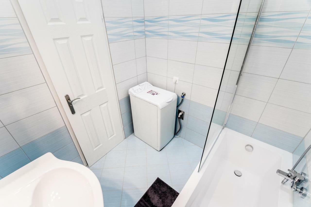 Bpr Turquoise Simplicity Apartment Budapest Esterno foto